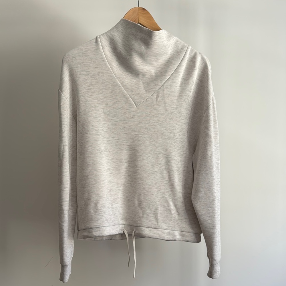 Women's Betsy sweat size xs